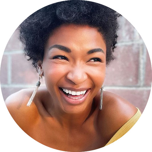 Jasmine Meadows is an actress, model, home chef, and mixologist. As an actor she had an amazing year during 2018, and she played roles in Yappie (2018), This May Take a While and Buried in the Backyard). On top of this she is also a true human right activist who supports the Black Life Matters movement. On Yibber she uses her lovely voice to record and post powerful poems for the world to listen to. She is so inspiring, and listening to her will truly affect you.